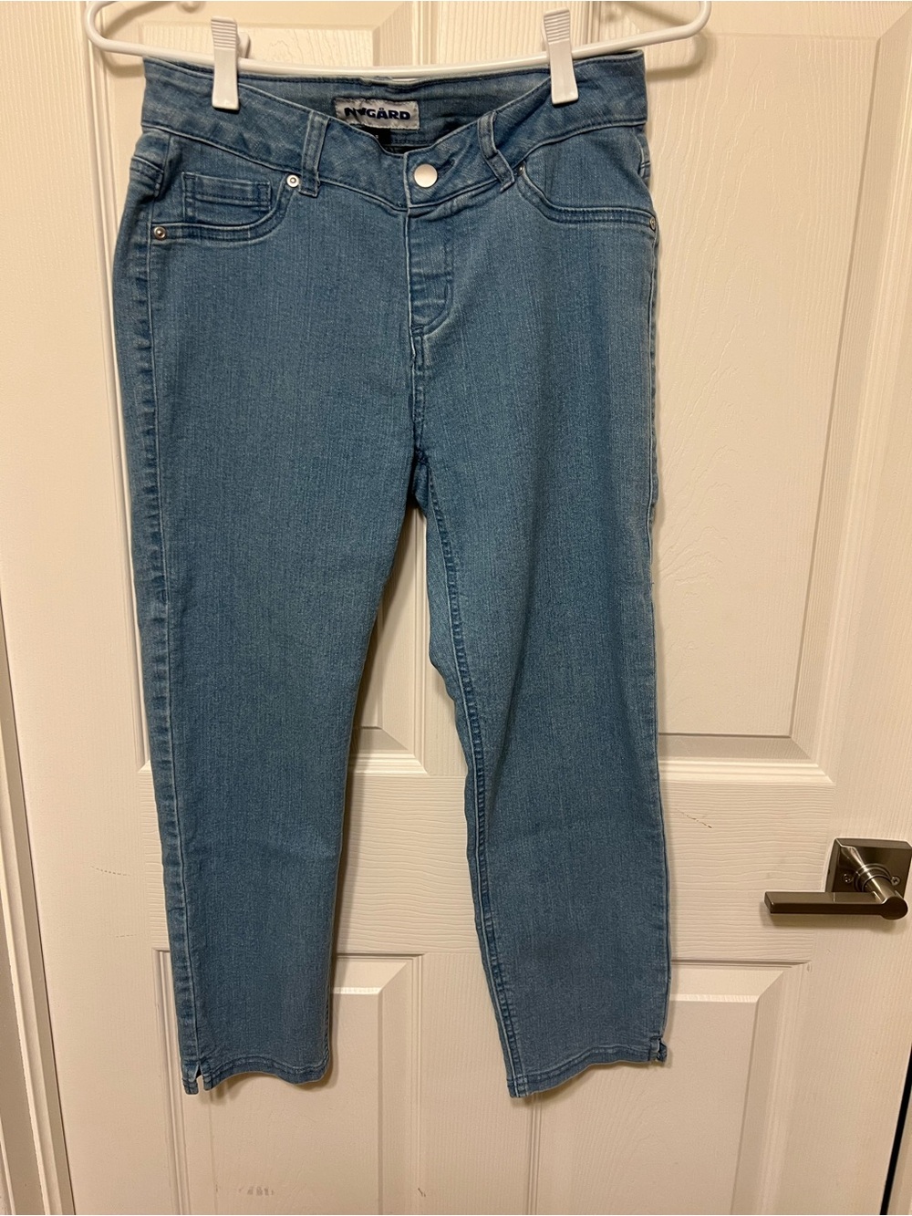 In-Gard Light Blue Cropped Skinny Jeans for Women